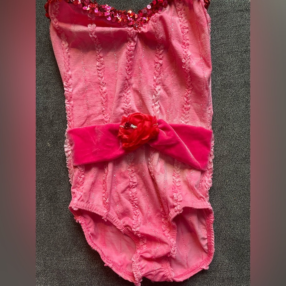 costume gallery Girls dance leotard one piece, pink sleeveless outfit-Medium